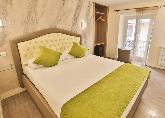 Grottini Luxury ~ Pantheon Pensjonat Rzym