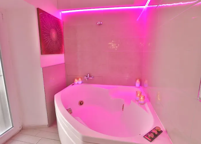Grottini Luxury ~ Pantheon 4*